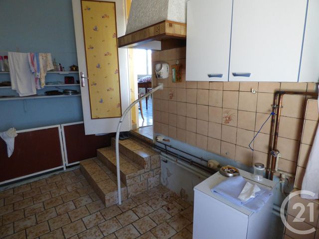 maison à vendre - 5 pièces - 66.3 m2 - PARTHENAY - 79 - POITOU-CHARENTES - Century 21 Amb Immobilier maison à vendre - 5 pièces - 66.3 m2 - PARTHENAY - 79 - POITOU-CHARENTES - Century 21 Amb Immobilier