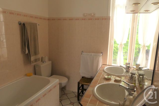 Afficher la photo en grand maison à vendre - 7 pièces - 185.0 m2 - MAZIERES EN GATINE - 79 - POITOU-CHARENTES - Century 21 Amb Immobilier
