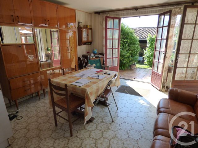 Afficher la photo en grand maison à vendre - 7 pièces - 146.26 m2 - GOURGE - 79 - POITOU-CHARENTES - Century 21 Amb Immobilier