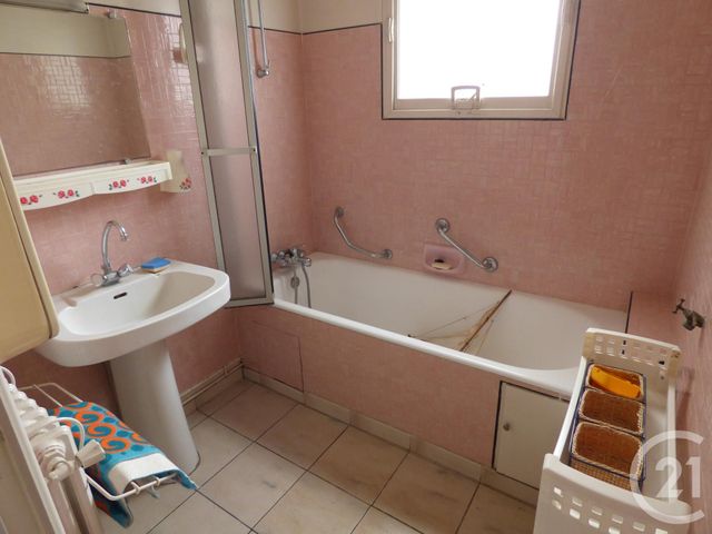 Afficher la photo en grand maison à vendre - 7 pièces - 146.26 m2 - GOURGE - 79 - POITOU-CHARENTES - Century 21 Amb Immobilier
