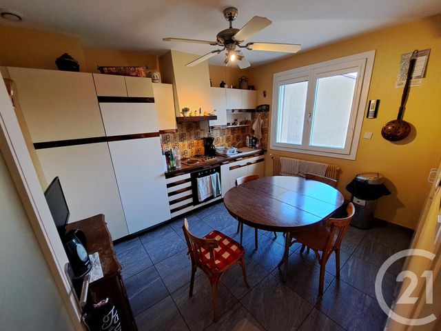 maison à vendre - 8 pièces - 115.97 m2 - PARTHENAY - 79 - POITOU-CHARENTES - Century 21 Amb Immobilier