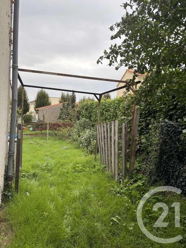 maison à vendre - 7 pièces - 79.3 m2 - PARTHENAY - 79 - POITOU-CHARENTES - Century 21 Amb Immobilier