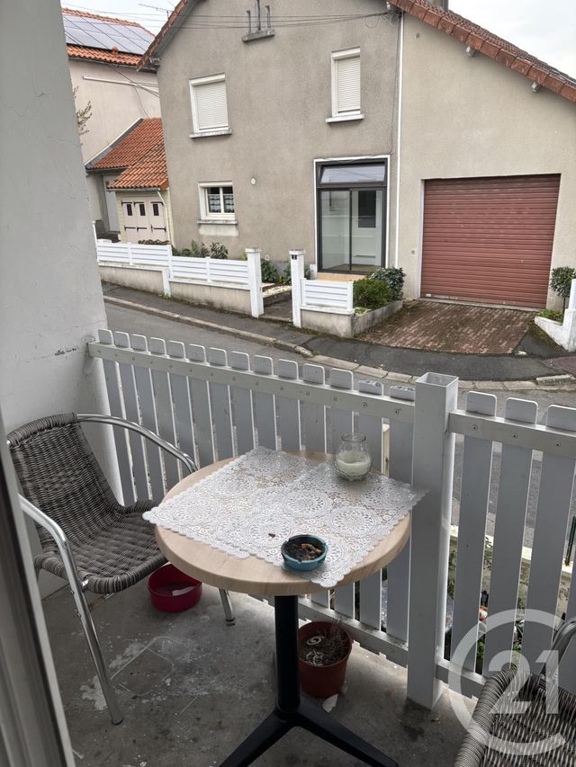 maison à vendre - 7 pièces - 79.3 m2 - PARTHENAY - 79 - POITOU-CHARENTES - Century 21 Amb Immobilier