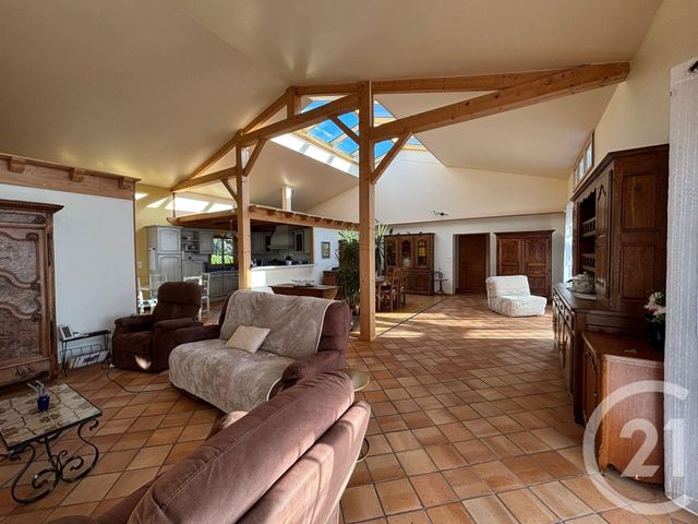 maison à vendre - 6 pièces - 154.47 m2 - CHAMPDENIERS ST DENIS - 79 - POITOU-CHARENTES - Century 21 Amb Immobilier