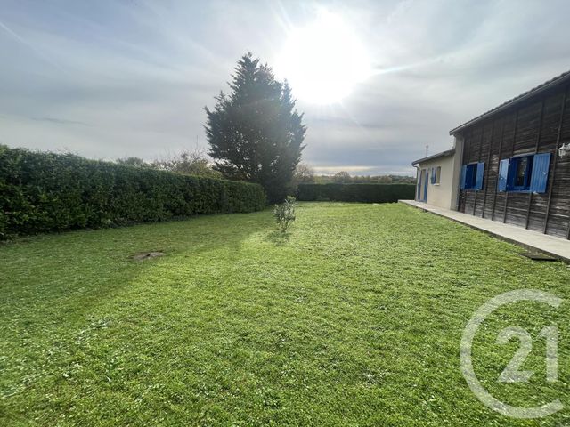 maison à vendre - 6 pièces - 154.47 m2 - CHAMPDENIERS ST DENIS - 79 - POITOU-CHARENTES - Century 21 Amb Immobilier