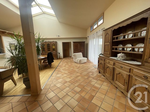 maison à vendre - 6 pièces - 154.47 m2 - CHAMPDENIERS ST DENIS - 79 - POITOU-CHARENTES - Century 21 Amb Immobilier