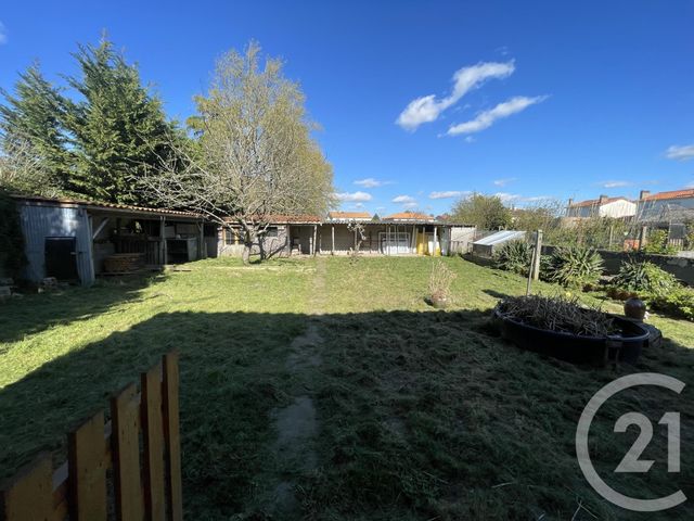 maison à vendre - 4 pièces - 85.0 m2 - CHATILLON SUR THOUET - 79 - POITOU-CHARENTES - Century 21 Amb Immobilier