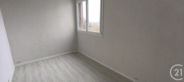 Appartement F3 à louer - 4 pièces - 69.97 m2 - PARTHENAY - 79 - POITOU-CHARENTES - Century 21 Amb Immobilier