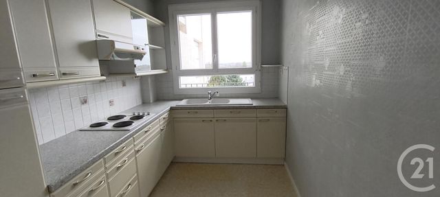 Appartement F3 à louer - 4 pièces - 69.97 m2 - PARTHENAY - 79 - POITOU-CHARENTES - Century 21 Amb Immobilier