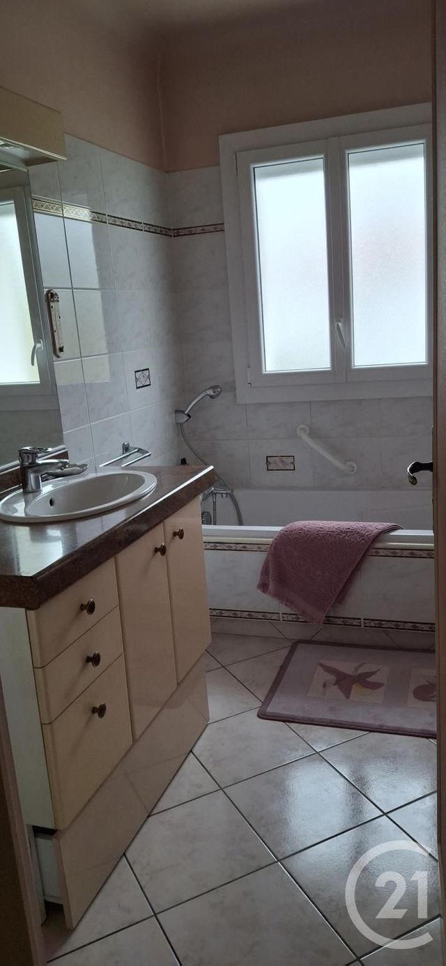 maison à vendre - 6 pièces - 122.64 m2 - PARTHENAY - 79 - POITOU-CHARENTES - Century 21 Amb Immobilier
