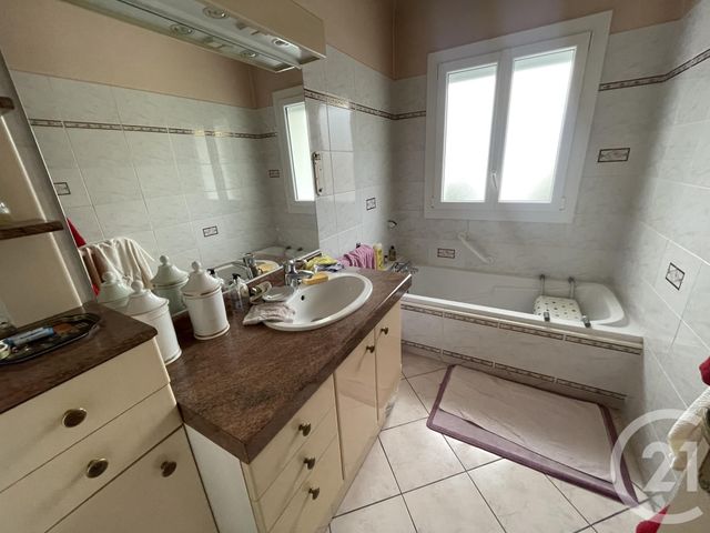 maison à vendre - 6 pièces - 122.64 m2 - PARTHENAY - 79 - POITOU-CHARENTES - Century 21 Amb Immobilier