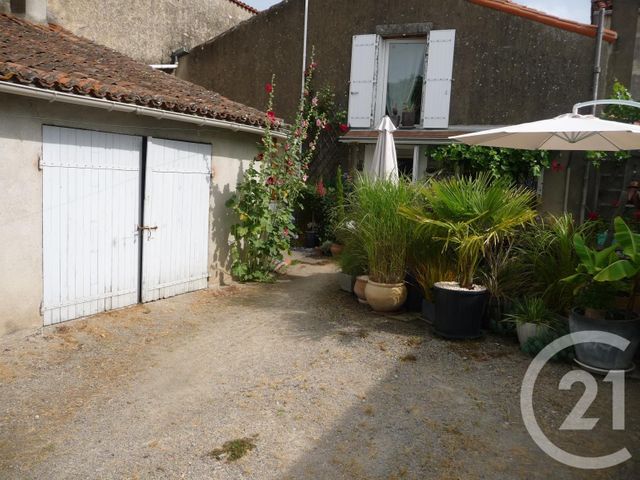 maison à louer - 3 pièces - 66.0 m2 - LA PEYRATTE - 79 - POITOU-CHARENTES - Century 21 Amb Immobilier