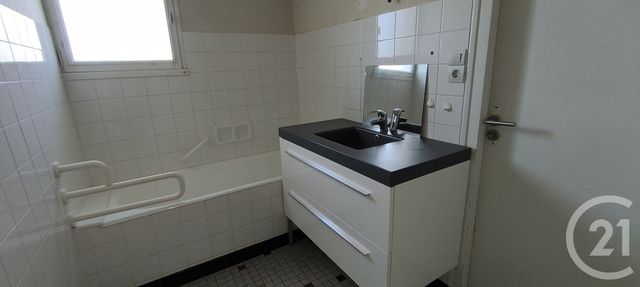 maison à vendre - 7 pièces - 136.71 m2 - CHATILLON SUR THOUET - 79 - POITOU-CHARENTES - Century 21 Amb Immobilier
