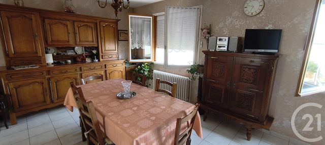 maison à vendre - 7 pièces - 155.13 m2 - CHATILLON SUR THOUET - 79 - POITOU-CHARENTES - Century 21 Amb Immobilier